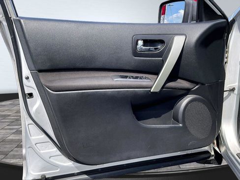 Used 2013 Nissan Rogue S w/ Special Edition Pkg FWD image 24