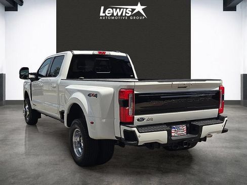 Used 2026 Ford F350 Platinum AWD/4WD image 3