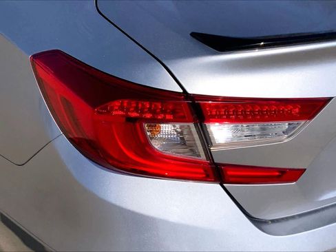 Used 2022 Honda Accord Sport image 27