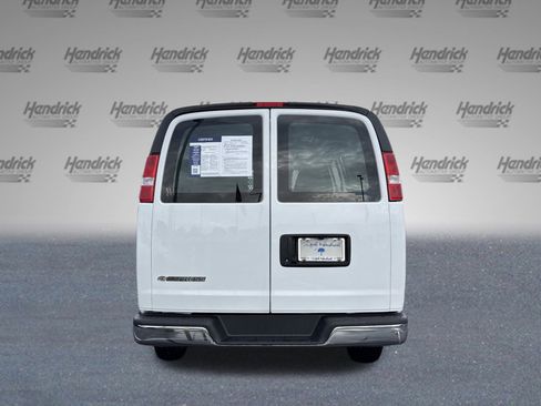 Used 2024 Chevrolet Express 2500 w/ Driver Convenience Package image 9
