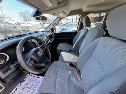 Used 2013 RAM 1500 ST w/ SXT Appearance Group AWD/4WD image 9