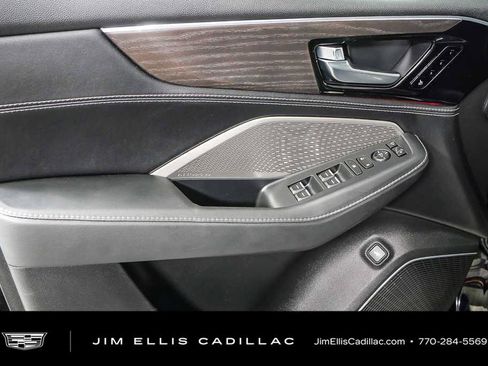 Used 2023 Acura MDX SH-AWD w/ Advance Package image 6
