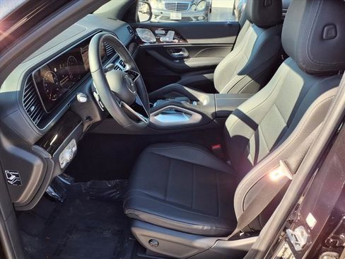 Certified 2025 Mercedes-Benz GLS 450 4MATIC image 13