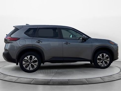 Used 2023 Nissan Rogue SV AWD/4WD image 2