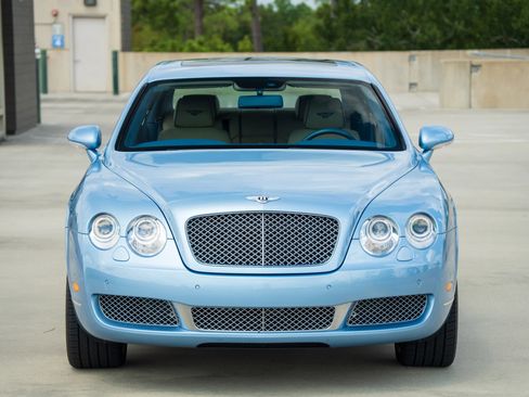 Used 2006 Bentley Flying Spur Flying Spur AWD/4WD image 3