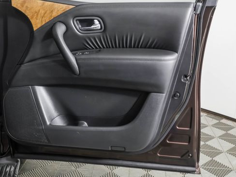 Used 2021 Nissan Armada SL w/ Captain's Chairs Package AWD/4WD image 51