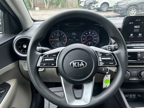 Used 2021 Kia Forte LXS FWD image 20