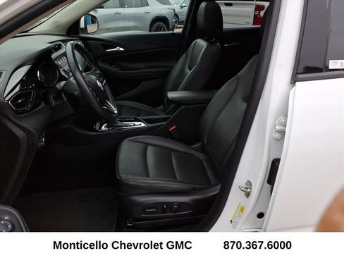 Used 2022 Buick Encore GX Essence w/ Experience Buick Package image 15