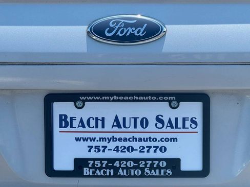 Used 2005 Ford Five Hundred SEL FWD image 37