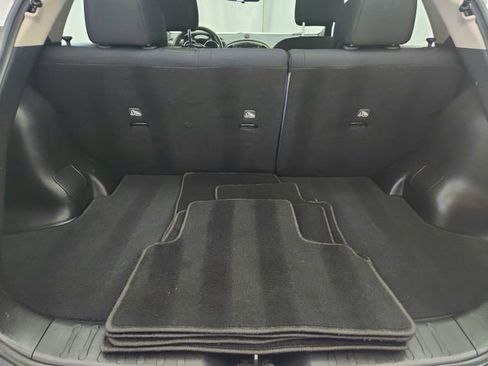 Used 2015 Nissan Juke S image 29