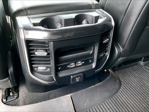 Used 2019 RAM 1500 Laramie image 33