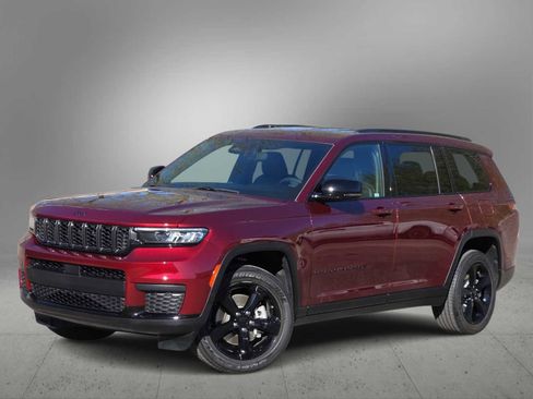 Certified 2024 Jeep Grand Cherokee L Laredo image 1