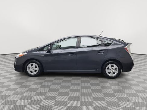 Used 2011 Toyota Prius Four w/ Navigation Pkg FWD image 32