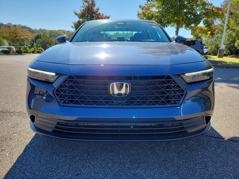 Used 2023 Honda Accord EX image 22