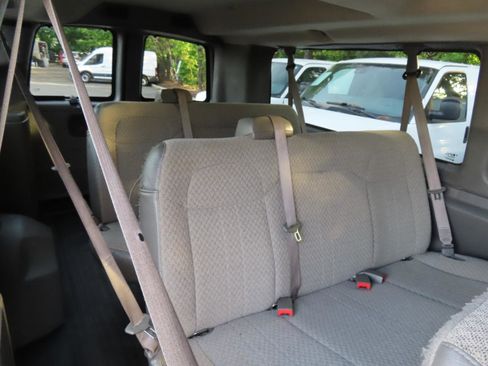 Used 2014 Chevrolet Express 3500 LS RWD image 10
