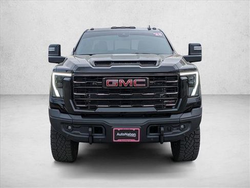Used 2025 GMC Sierra 2500 AT4X w/ AT4X AEV Edition image 2