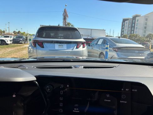 Used 2025 Chevrolet Trax LT w/ LT Convenience Package image 14