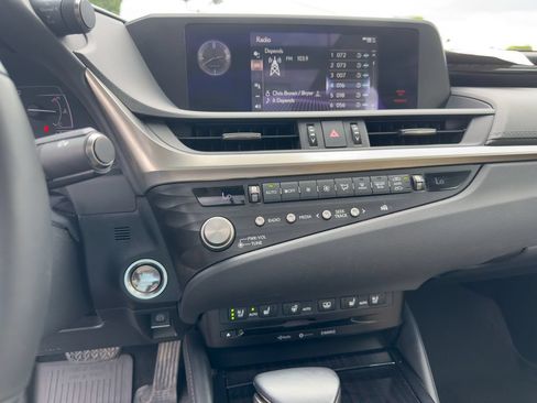Used 2021 Lexus ES 350 w/ Accessory Package 2 FWD image 30