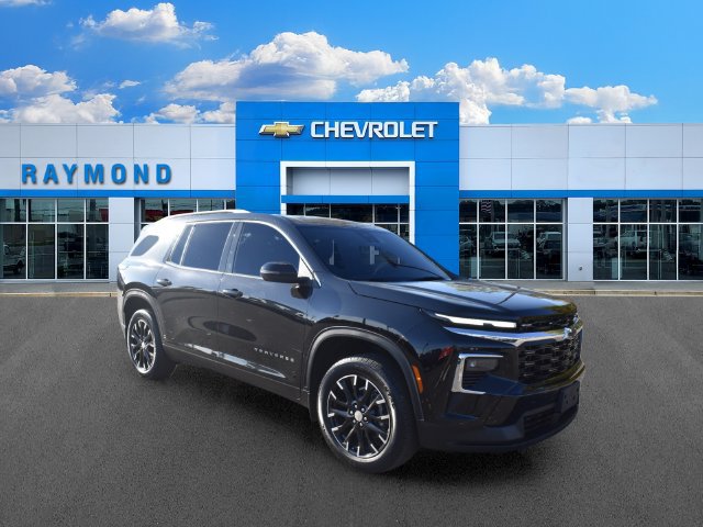 Used 2025 Chevrolet Traverse LT w/ Sun and Wheel Package AWD/4WD image 1