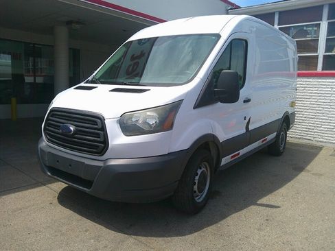 Used 2015 Ford Transit 250 130 Medium Roof RWD image 1