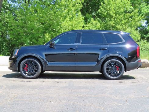 Certified 2021 Kia Telluride EX w/ EX Premium Package AWD/4WD image 8
