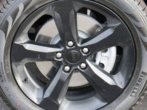 New 2025 Jeep Grand Cherokee L Limited w/ Black Appearance Package image 43