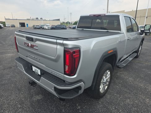 Used 2023 GMC Sierra 2500 Denali w/ Denali Ultimate Package AWD/4WD image 4