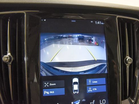 Used 2020 Volvo S60 T6 Momentum w/ Protection Package Premier image 19