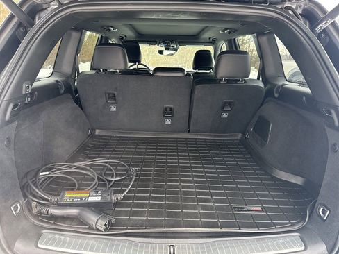 Used 2022 Jeep Grand Cherokee Overland image 36