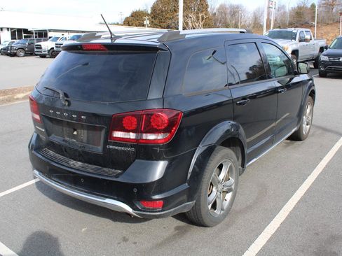 Used 2017 Dodge Journey Crossroad image 6