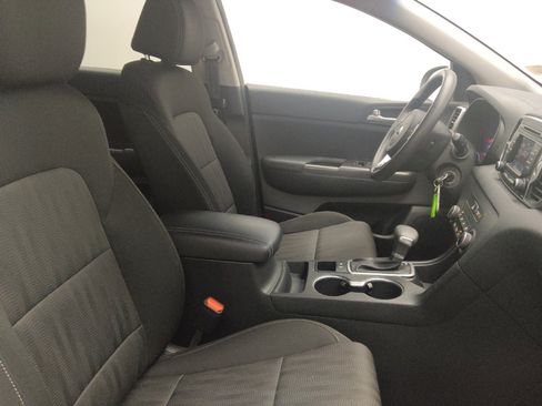 Used 2019 Kia Sportage LX FWD image 21