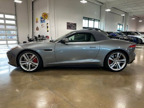 Used 2014 Jaguar F-TYPE S image 9