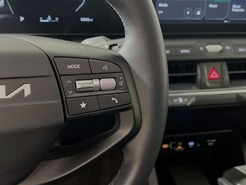 Used 2025 Kia K4 EX FWD image 20