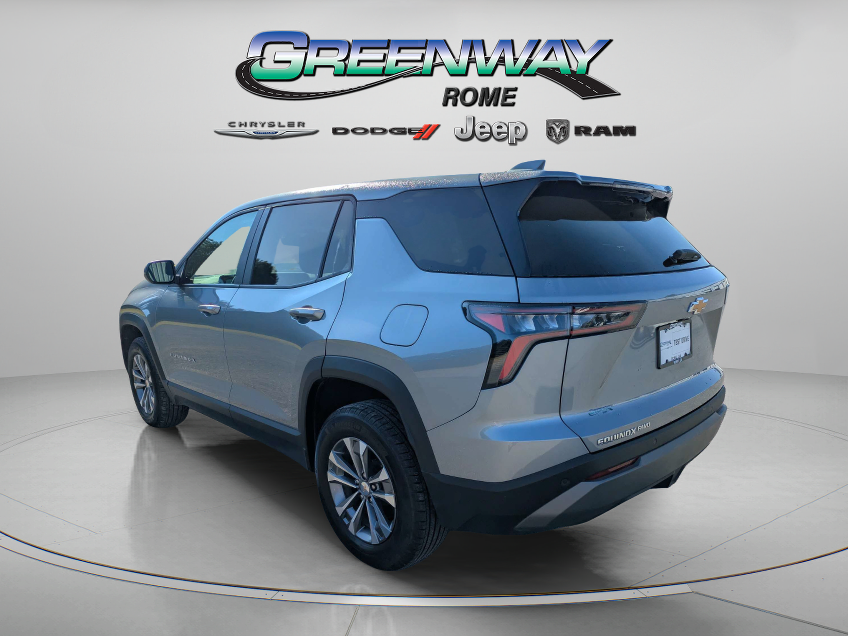 Used 2026 Chevrolet Equinox LT w/ Convenience Package II AWD/4WD image 5