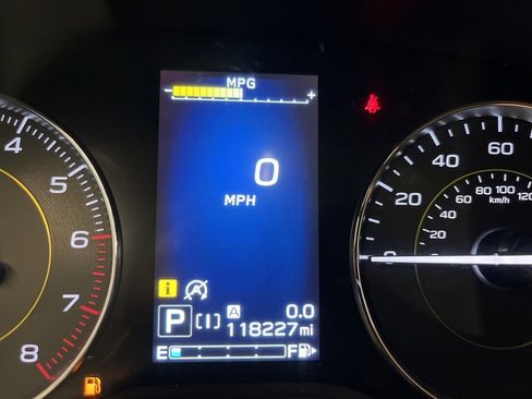 Used 2021 Subaru Crosstrek 2.5i Sport w/ Moonroof Package image 17