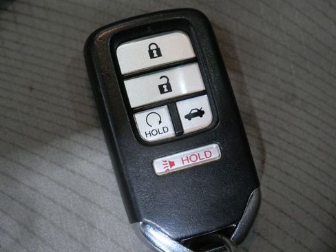 Used 2016 Honda Accord EX image 25