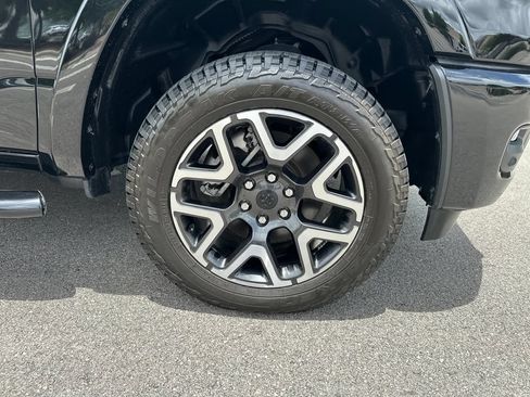Used 2025 RAM 1500 Laramie w/ Sport Appearance Package AWD/4WD image 13