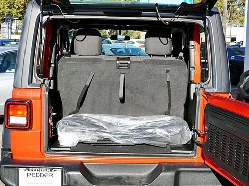 Certified 2022 Jeep Wrangler Sport image 14