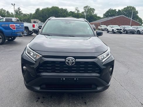 Used 2020 Toyota RAV4 XLE Premium w/ All Weather Liner Package AWD/4WD image 8
