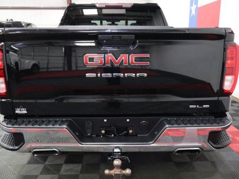Used 2019 GMC Sierra 1500 SLE w/ SLE Value Package AWD/4WD image 12