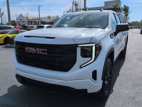 Used 2024 GMC Sierra 1500 Elevation RWD image 9