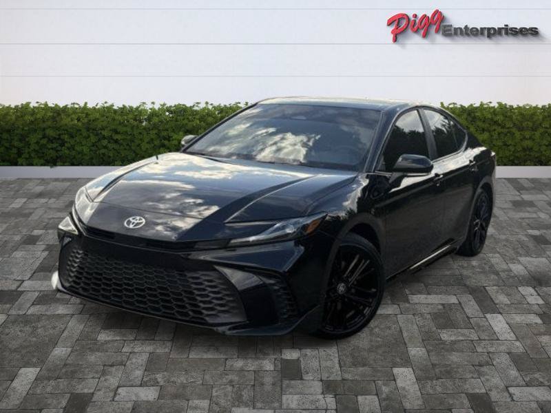 Used 2026 Toyota Camry SE FWD image 4