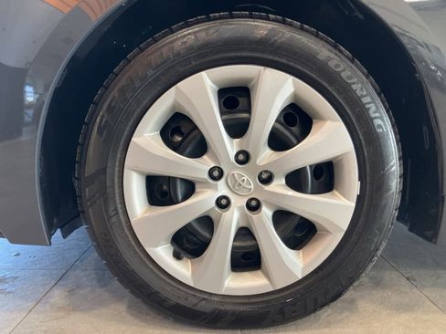 Used 2024 Toyota Corolla LE image 9