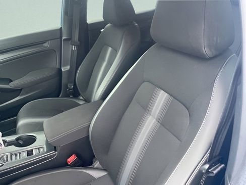 Used 2024 Honda Civic Sport image 17