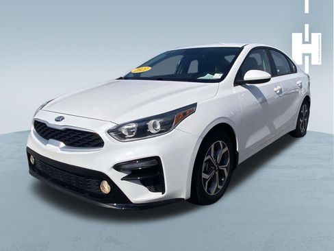 Used 2021 Kia Forte LXS FWD image 3