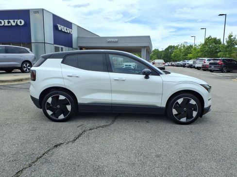 Used 2026 Volvo EX30 Ultra AWD/4WD image 2