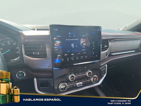 Used 2023 Ford Expedition Limited image 18