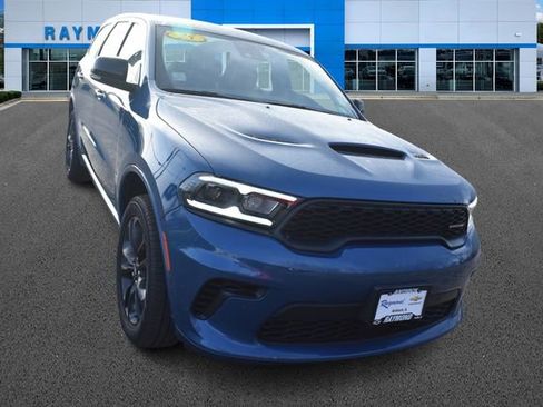 Used 2025 Dodge Durango GT image 9