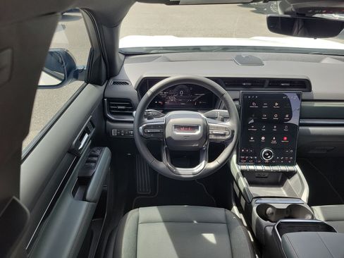 Used 2026 GMC Terrain AT4 w/ Convenience Package III AWD/4WD image 7