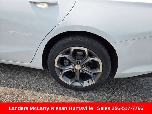 Used 2024 Chevrolet Malibu LT FWD image 12